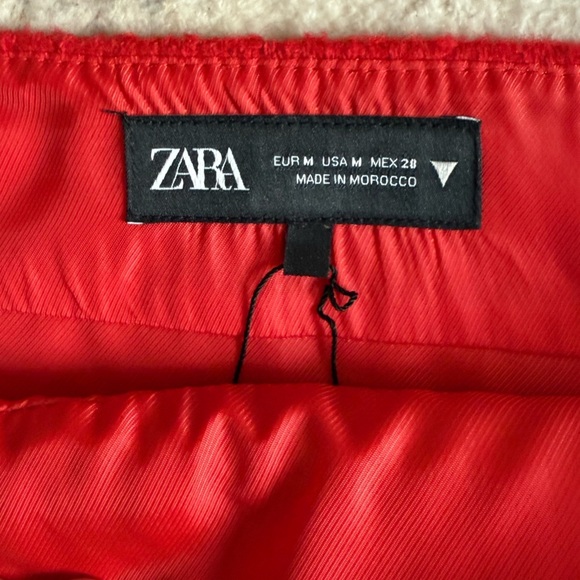 Zara red tweed lined mini skirt- size M- NWT - Picture 3 of 4
